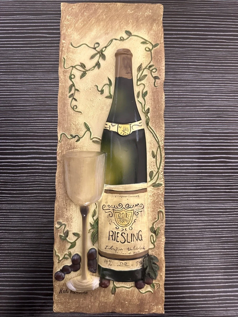 Wine Bottle/Grapes Wall Plaques